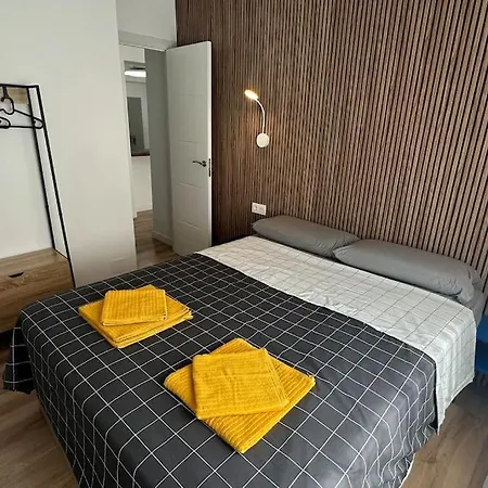 In The Center Of * 丰希罗拉